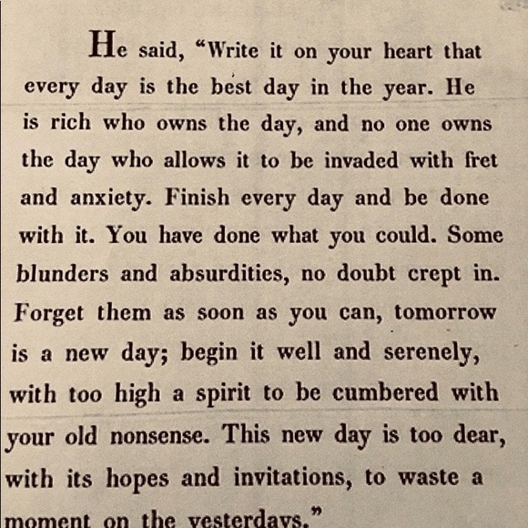 BUTTERFLY NECKLACE WITH CHAIN - Picture 5 of 5